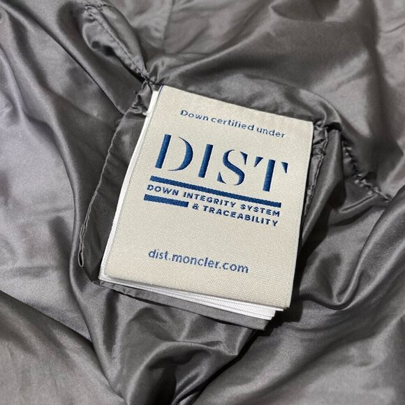 Moncler Women's Size 2 Agatelon Zipped Quilted Puffer Coat Silver Grey - Picture 10 of 16